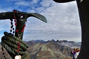 01 Vista verso il Pizzo del Diavolo dalla picozza dell'Angelo delle Cadelle (2483 m)